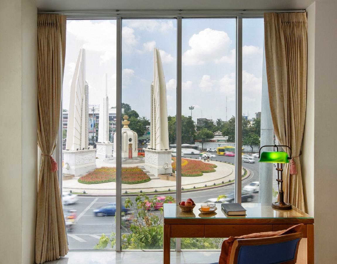 Baan Dinso Hostel@Ratchadamnoen بانكوك المظهر الخارجي الصورة